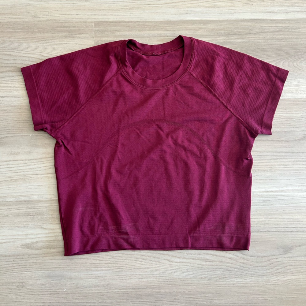 Swiftly Cropped Tee